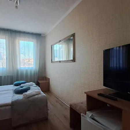 Πανσιόν Real 3*